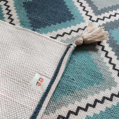 Checks|Premium|Geometric|Dhurrie|48|72|inches|4|6|ft|Grey