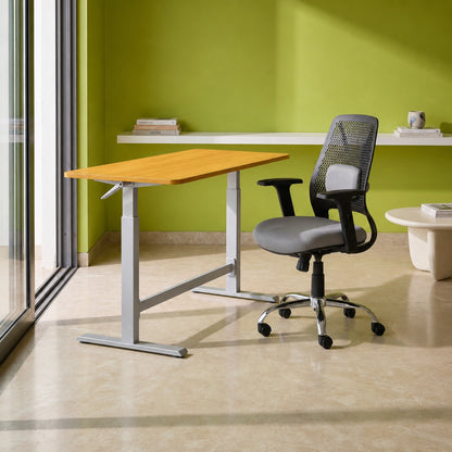 Lyft - Height Adjustable Table (White Base and Oak Top) With Spin - Office Chair (Cement Grey)
